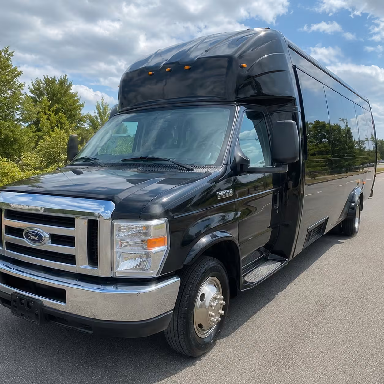 20 passenger party bus